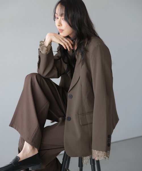 AMELY(エミリー)の「レース レイヤード テーラードジャケット/アウター/美シルエット(テーラードジャケット・レディース・ブラウン/ブラック/グレー・フリー)」の6枚目の写真