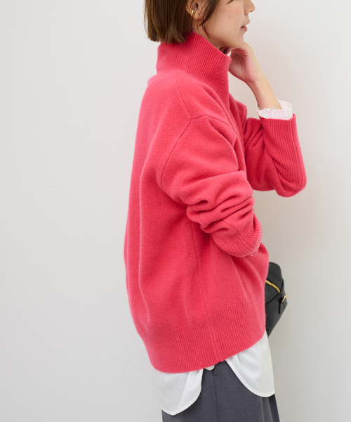 JOURNAL STANDARD relume(ジャーナルスタンダード レリューム)の「《追加》ウールカシミヤハイネックプルオーバー(ニット/セーター・レディース・ホワイト/チャコールグレー/ネイビー/ピンク・FREE)」の4枚目の写真