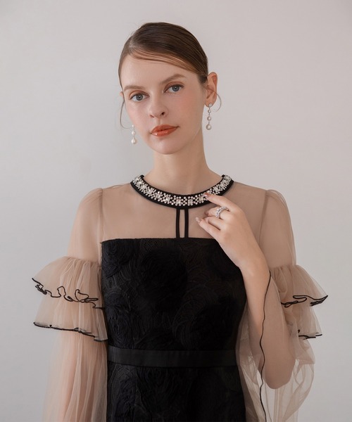 Leja(レジャ)の「【LEJA】ネックビジューシアーパイピングスリーブジャガードマーメイドワンピースオケージョンドレス美脚効果結婚式 パーティードレス 成人式 二次会 同窓会 お呼ばれ オケージョン 20代 30代(ドレス・レディース・ブラック・SMALL/MEDIUM)」の6枚目の写真
