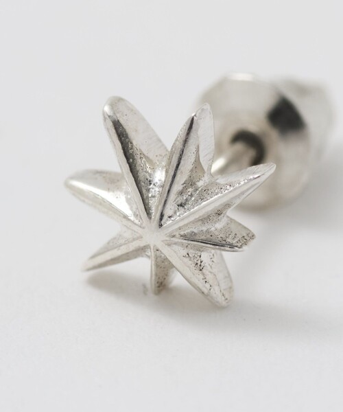 Maple(メープル)の「<MAPLE> HEMPSTAR EARRINGS/ピアス(ピアス(両耳用)・メンズ・シルバー・FREE)」の5枚目の写真
