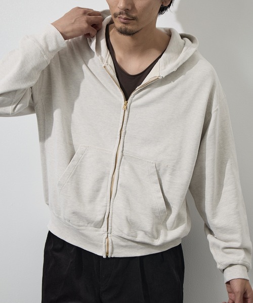 REMI RELIEF(レミレリーフ)の「【REMI RELIEF/レミレリーフ】SP加工裏毛パーカ(無地)(パーカー・メンズ・ネイビー/オフホワイト/イエロー/ブラック・L/M)」の9枚目の写真