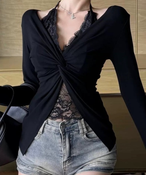 SHEENA(シーナ)の「【カップ付き】レースレイヤードツイストトップス(Tシャツ/カットソー・レディース・ダークグレー/ブラック/ホワイト・M)」の1枚目の写真