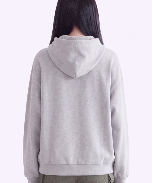 GRAVER（グレーバー）の「[UNISEX]9RAE CROSS フーディ_4color（パーカー・レディース・ホワイト/ブラック/ネイビー/グレー・SMALL/MEDIUM/LARGE）」の11枚目の写真