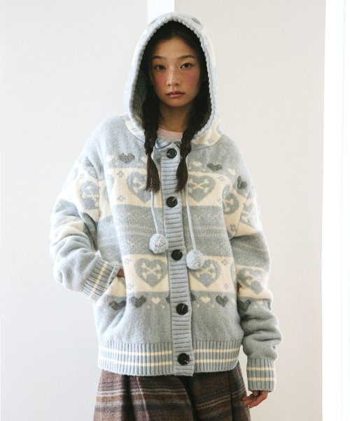 Cavish(カビシ)の「SKULL HEART ノルディックニットカーディガン ブルー(CV2GFUK680A)(カーディガン/ボレロ・レディース・ライトブルー・MEDIUM/SMALL)」の3枚目の写真