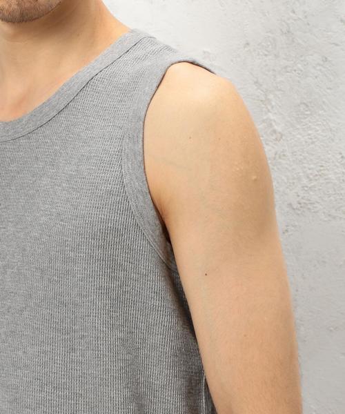 green label relaxing（グリーンレーベルリラクシング）の「SC WAFFLE ロング タンクトップ ②◆（タンクトップ・メンズ・グレー/ホワイト/ネイビー・LARGE/SMALL/MEDIUM）」の9枚目の写真