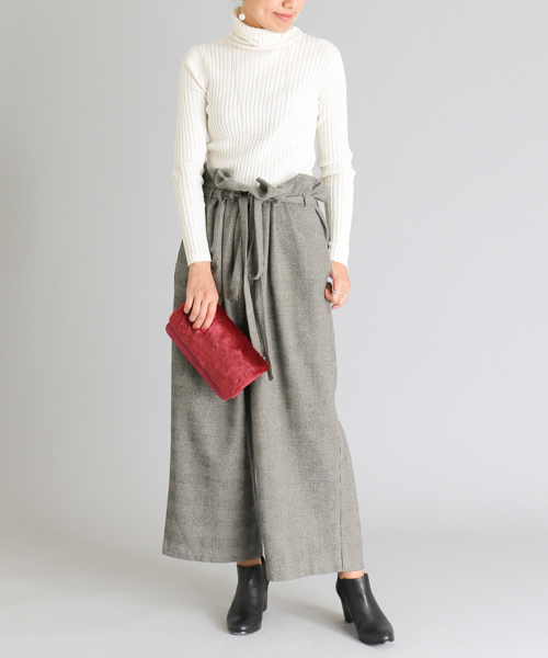 RODE SKO（ロデスコ）の「RODE SKO AUNI ファーパーティクラッチ（クラッチバッグ・レディース・レッド/グレー・FREE）」の15枚目の写真