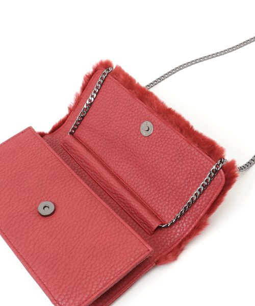 RODE SKO（ロデスコ）の「RODE SKO AUNI ファーパーティクラッチ（クラッチバッグ・レディース・レッド/グレー・FREE）」の8枚目の写真