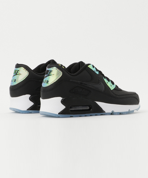 NIKE（ナイキ）の「NIKE スニーカー（スニーカー・レディース・ブラック/ホワイト・23.5/23/24/24.5）」の5枚目の写真
