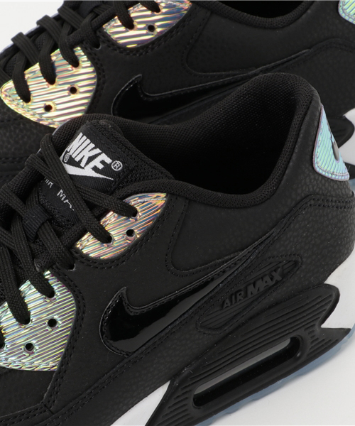 NIKE（ナイキ）の「NIKE スニーカー（スニーカー・レディース・ブラック/ホワイト・23.5/23/24/24.5）」の8枚目の写真