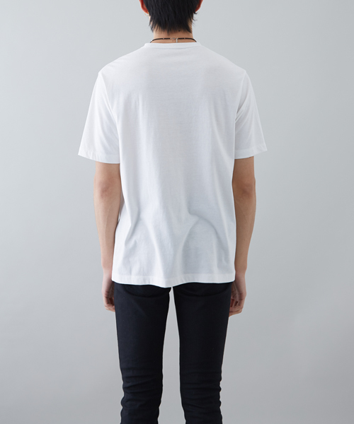 STUDIOUS(ステュディオス)の「シルキータッチレザーポケットTシャツ(Tシャツ/カットソー・メンズ・ネイビー/ブラック/カーキ/ホワイト・1/3/2)」の22枚目の写真