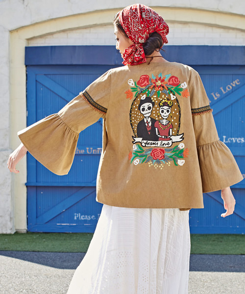 チャイハネ（チャイハネ）の「【チャイハネ】カラベラ刺繍フレアースリーブノーカラージャケット（ノーカラージャケット・レディース・ベージュ/カーキ・FREE）」の2枚目の写真