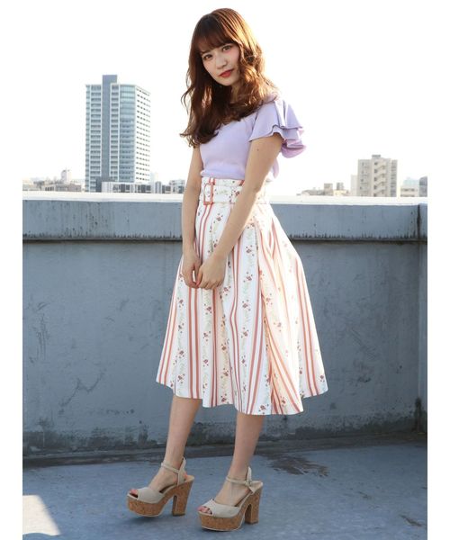 dazzlin（ダズリン）の「ハートシェイプフレア袖ニットトップス（ニット/セーター・レディース・オフホワイト/ブラック/パープル・FREE）」の9枚目の写真