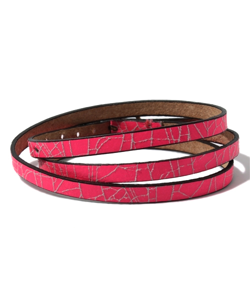 WHO'S WHO gallery（フーズフーギャラリー）の「クラックブレスレット（ブレスレット・レディース・ブラック/ピンク/グリーン/イエロー/オレンジ/ホワイト・FREE）」の5枚目の写真