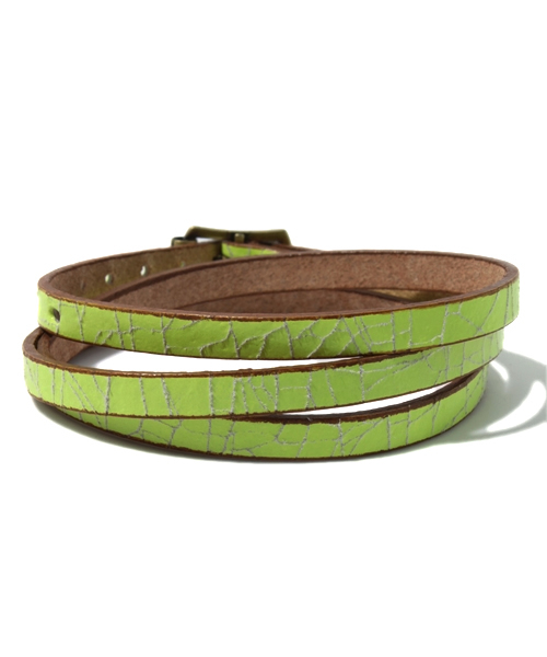 WHO'S WHO gallery（フーズフーギャラリー）の「クラックブレスレット（ブレスレット・レディース・ブラック/ピンク/グリーン/イエロー/オレンジ/ホワイト・FREE）」の4枚目の写真