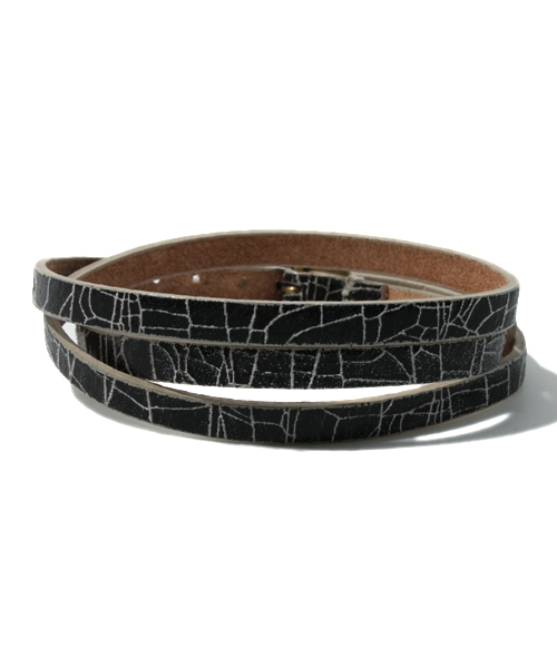 WHO'S WHO gallery（フーズフーギャラリー）の「クラックブレスレット（ブレスレット・レディース・ブラック/ピンク/グリーン/イエロー/オレンジ/ホワイト・FREE）」の3枚目の写真