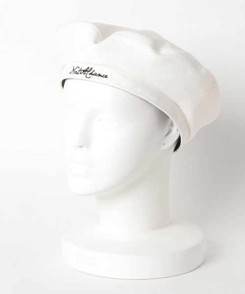 AZUL by moussy（アズールバイマウジー）の「刺繍ベレー帽（キャップ・レディース・ホワイト/ブラック/ネイビー・FREE）」の2枚目の写真