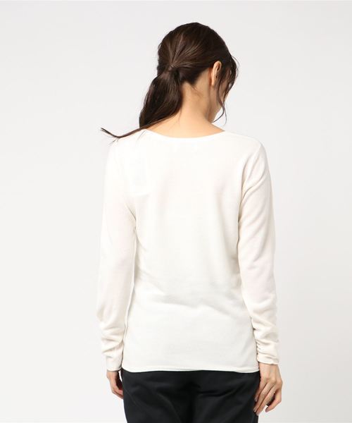 AZUL by moussy（アズールバイマウジー）の「【洗えるニット】ベーシックUネックPO（ニット/セーター・レディース・ブラック/パープル/オフホワイト/オレンジ/カーキ・LARGE/SMALL/X-SMALL/X-LARGE/MEDIUM）」の7枚目の写真