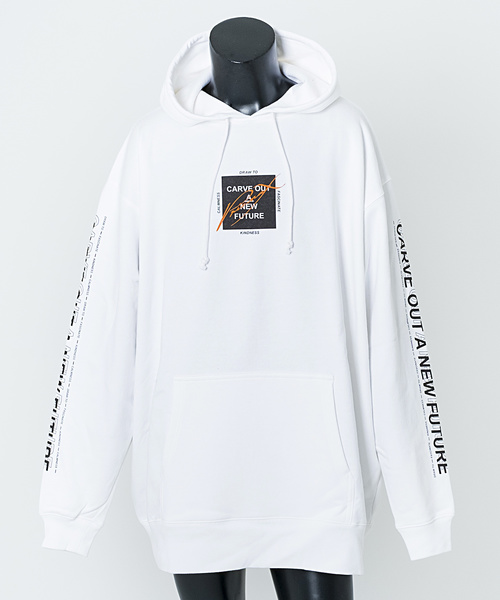 GOSTAR DE FUGA(ゴスタール ジフーガ)の「PRIZEMAXコラボレーションパーカー【撮り下ろしフォトブック付き】(パーカー・メンズ・ホワイト/ブラック・M/L)」の2枚目の写真