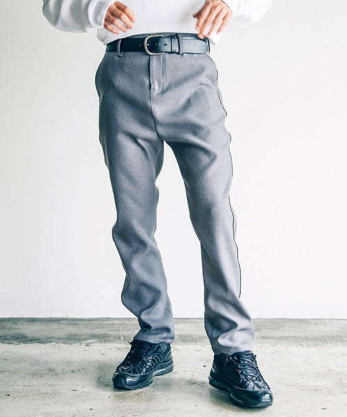 THE TWENTYSEVEN(ザ トゥエンティーセブン)の「The TWENTYSEVEN ザ トゥエンティーセブン / REFLECTOR PIPING LINE TAPERED PANTS リフレクターパイピングサイドラインテーパードパンツ / TS193-07(その他パンツ・メンズ・グレー/ブラック・44/46/48)」の2枚目の写真