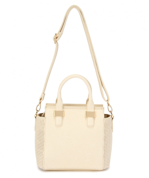 BEAUTY&YOUTH UNITED ARROWS(ビューティーアンドユースユナイテッドアローズ)の「BYTF∵ サイドパンチング2WAYミニショルダーバッグ◆(ショルダーバッグ・レディース・ブラック/ナチュラル/グレー・フリー)」の8枚目の写真