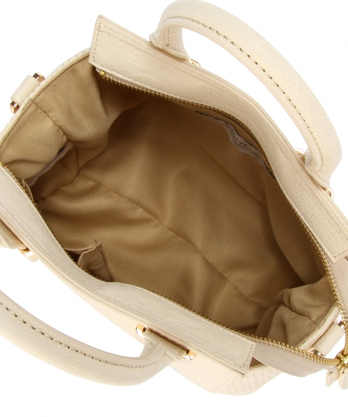 BEAUTY&YOUTH UNITED ARROWS(ビューティーアンドユースユナイテッドアローズ)の「BYTF∵ サイドパンチング2WAYミニショルダーバッグ◆(ショルダーバッグ・レディース・ブラック/ナチュラル/グレー・フリー)」の11枚目の写真