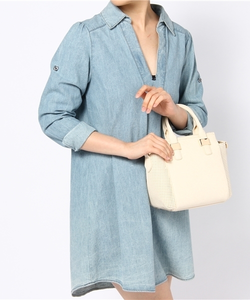 BEAUTY&YOUTH UNITED ARROWS(ビューティーアンドユースユナイテッドアローズ)の「BYTF∵ サイドパンチング2WAYミニショルダーバッグ◆(ショルダーバッグ・レディース・ブラック/ナチュラル/グレー・フリー)」の6枚目の写真