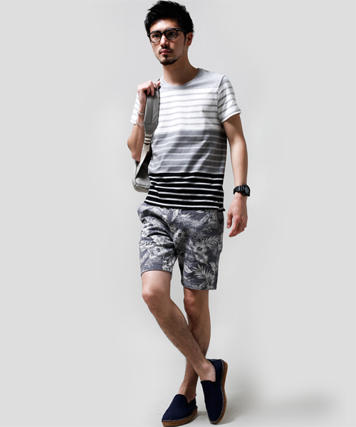 NANO universe（ナノユニバース）の「WEB限定 / グラデーションボーダーTee（Tシャツ/カットソー・メンズ・ネイビー/イエロー/グレー・MEDIUM/LARGE/X-LARGE/SMALL）」の6枚目の写真