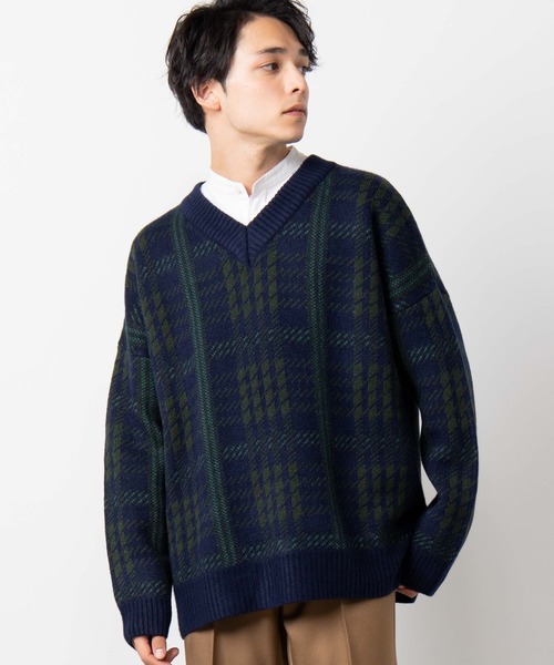 WEGO（ウィゴー）の「WEGO/クラシックチェックVネックセーター（ニット/セーター・メンズ・グリーン系その他2/レッド系その他2・LARGE/MEDIUM）」の2枚目の写真