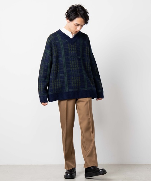 WEGO（ウィゴー）の「WEGO/クラシックチェックVネックセーター（ニット/セーター・メンズ・グリーン系その他2/レッド系その他2・LARGE/MEDIUM）」の3枚目の写真