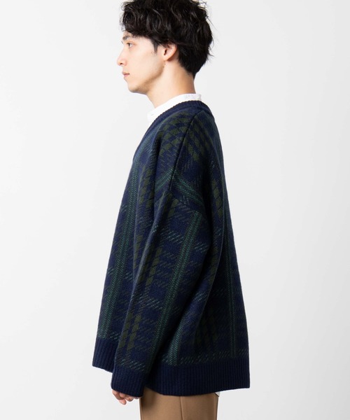 WEGO（ウィゴー）の「WEGO/クラシックチェックVネックセーター（ニット/セーター・メンズ・グリーン系その他2/レッド系その他2・LARGE/MEDIUM）」の13枚目の写真