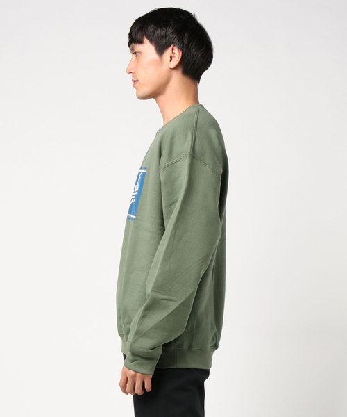 ALORE（アローレ）の「ロゴプリント クルーネックスウェットシャツ ｜ALORE (アローレ)（スウェット・メンズ・ホワイト/ライトブルー/ブラック/パープル/ヘザーグレー/アーミー/マルーン・S/M/L/XL）」の8枚目の写真