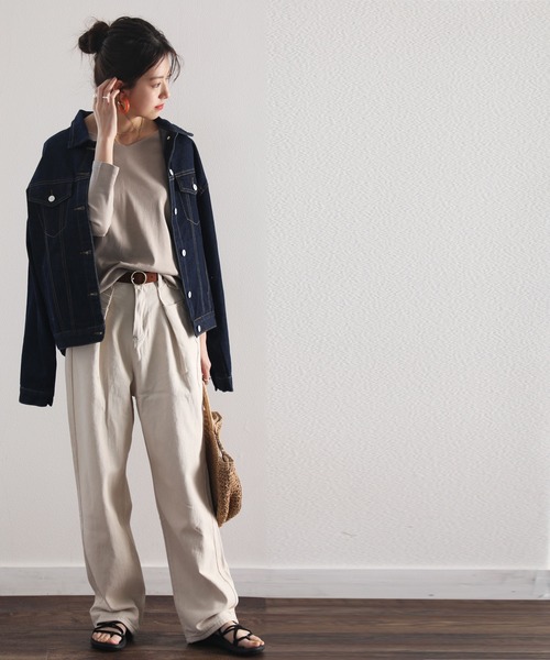 classicalelf（クラシカルエルフ）の「オールシーズン活躍するデザイン、柔らか綿100％フライスVネックロングスリーブ無地ミドル丈Tシャツ(長袖)（Tシャツ/カットソー・レディース・チャコール/ネイビー/カーキ/ホワイト/グレイッシュベージュ/ブラック/モスグリーン/グレイッシュブルー/ライトグレー・XXX-LARGE/XX-LARGE/LARGE/X-LARGE/MEDIUM/SMALL）」の15枚目の写真