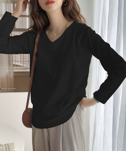 classicalelf（クラシカルエルフ）の「オールシーズン活躍するデザイン、柔らか綿100％フライスVネックロングスリーブ無地ミドル丈Tシャツ(長袖)（Tシャツ/カットソー・レディース・チャコール/ネイビー/カーキ/ホワイト/グレイッシュベージュ/ブラック/モスグリーン/グレイッシュブルー/ライトグレー・XXX-LARGE/XX-LARGE/LARGE/X-LARGE/MEDIUM/SMALL）」の16枚目の写真