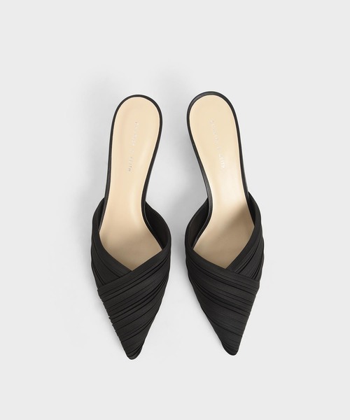 CHARLES & KEITH（チャールズ & キース）の「プリーテッド ポインテッドトゥミュール / Pleated Pointed Toe Mules（サンダル・レディース・ブラック/イエロー/スモークピンク/グリーン・22.5cm/23cm/23.5cm/24.5cm/25cm/25.5cm）」の12枚目の写真