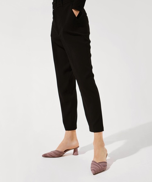 CHARLES & KEITH（チャールズ & キース）の「プリーテッド ポインテッドトゥミュール / Pleated Pointed Toe Mules（サンダル・レディース・ブラック/イエロー/スモークピンク/グリーン・22.5cm/23cm/23.5cm/24.5cm/25cm/25.5cm）」の15枚目の写真