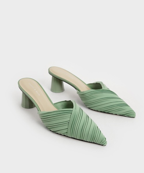 CHARLES & KEITH（チャールズ & キース）の「プリーテッド ポインテッドトゥミュール / Pleated Pointed Toe Mules（サンダル・レディース・ブラック/イエロー/スモークピンク/グリーン・22.5cm/23cm/23.5cm/24.5cm/25cm/25.5cm）」の19枚目の写真