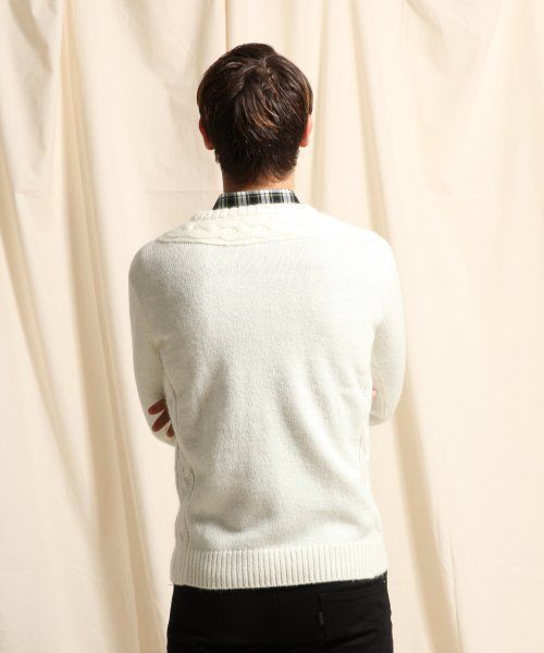 HARE（ハレ）の「ケーブルラインニットプルオーバー【HARE】（ニット/セーター・メンズ・オフホワイト/グレー/ネイビー・SMALL/LARGE/MEDIUM）」の5枚目の写真