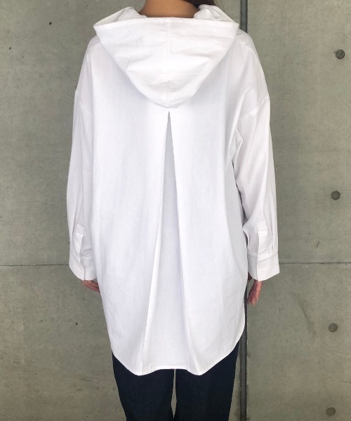 ENVYM(アンビー)の「フーディーBlouse(シャツ/ブラウス・レディース・ブラック/ホワイト・FREE)」の7枚目の写真