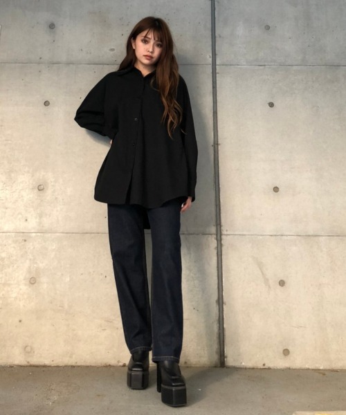 ENVYM(アンビー)の「フーディーBlouse(シャツ/ブラウス・レディース・ブラック/ホワイト・FREE)」の11枚目の写真