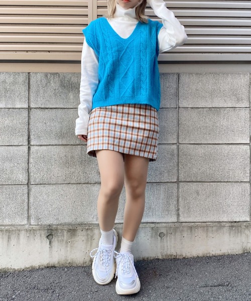 DING（ディング）の「DING/ケーブルニットベスト（ベスト・レディース・オフホワイト/ブルー/ベージュ・FREE）」の13枚目の写真