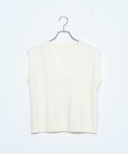 DING（ディング）の「DING/ケーブルニットベスト（ベスト・レディース・オフホワイト/ブルー/ベージュ・FREE）」の19枚目の写真