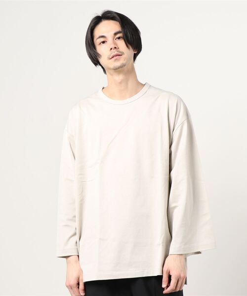 Dulcamara（ドゥルカマラ）の「アシンメトリーロングスリーブT
