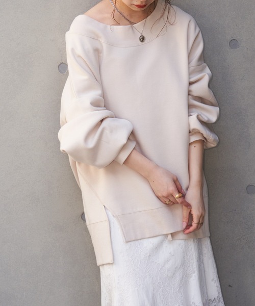 Chico（チコ）の「ダンボールオフショルルーズスウェット（スウェット・レディース・ブラック/ミント/ライトベージュ/ホワイト・FREE）」の14枚目の写真