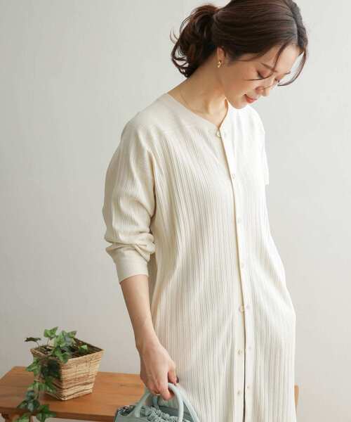 URBAN RESEARCH DOORS（アーバンリサーチドアーズ）の「ロングカットソーカーディガン（カーディガン/ボレロ・レディース・ブラック/オフホワイト/モカ・ONE）」の4枚目の写真