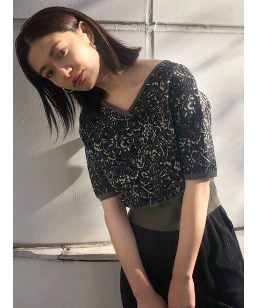 EMODA（エモダ）の「ワイドフープピアス（ピアス（両耳用）・レディース・シルバー/ゴールド・FREE）」の5枚目の写真