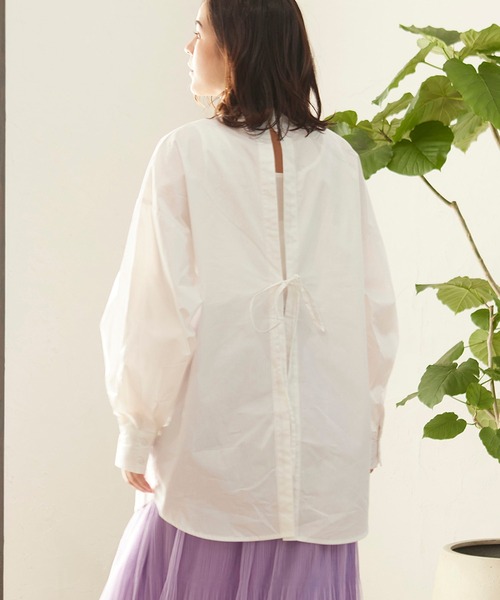 MATCH&more(マッチアンドモア)の「ブロードバックリボンシャツ(シャツ/ブラウス・レディース・オフホワイト/パープル/ベージュ・FREE)」の2枚目の写真