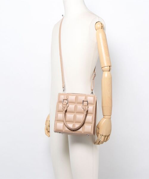 yuue' ( wear )（ユーイ）の「2way スクエアショルダーバッグ / ハンドバッグ（ショルダーバッグ・レディース・ブラック/ブラウン/ベージュ・FREE）」の21枚目の写真