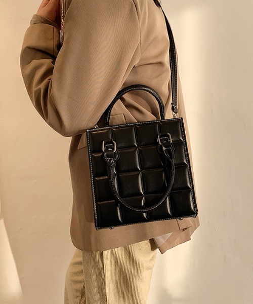 yuue' ( wear )（ユーイ）の「2way スクエアショルダーバッグ / ハンドバッグ（ショルダーバッグ・レディース・ブラック/ブラウン/ベージュ・FREE）」の6枚目の写真