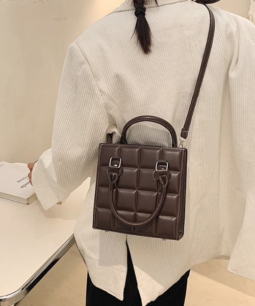 yuue' ( wear )（ユーイ）の「2way スクエアショルダーバッグ / ハンドバッグ（ショルダーバッグ・レディース・ブラック/ブラウン/ベージュ・FREE）」の10枚目の写真