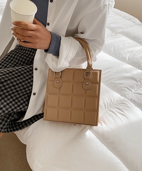 yuue' ( wear )（ユーイ）の「2way スクエアショルダーバッグ / ハンドバッグ（ショルダーバッグ・レディース・ブラック/ブラウン/ベージュ・FREE）」の14枚目の写真